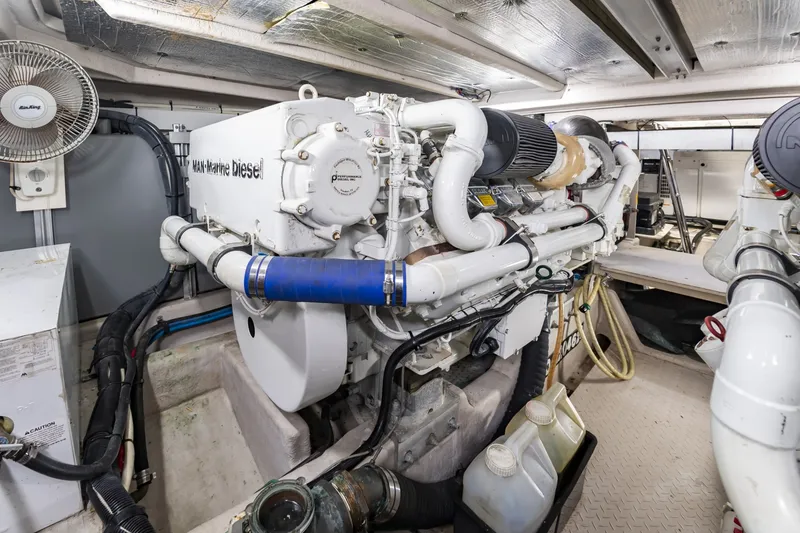 Slide: The Image of 58SeaRay158 - 6016643