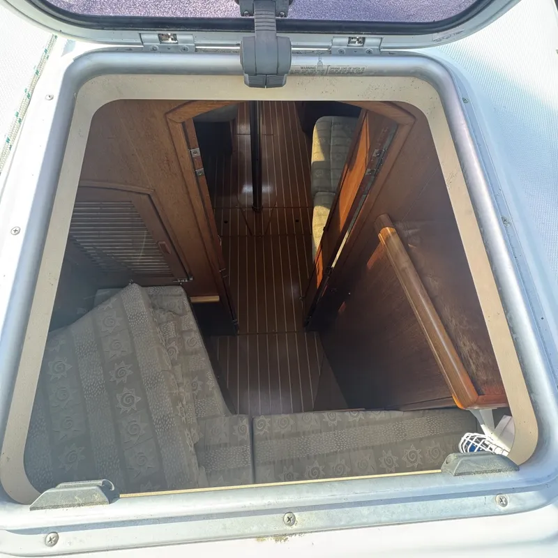Slide: The Image of Bow Cabin Foredeck Hatch - 6027432