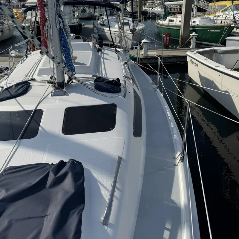 Slide: The Image of Foredeck Port - 6027406