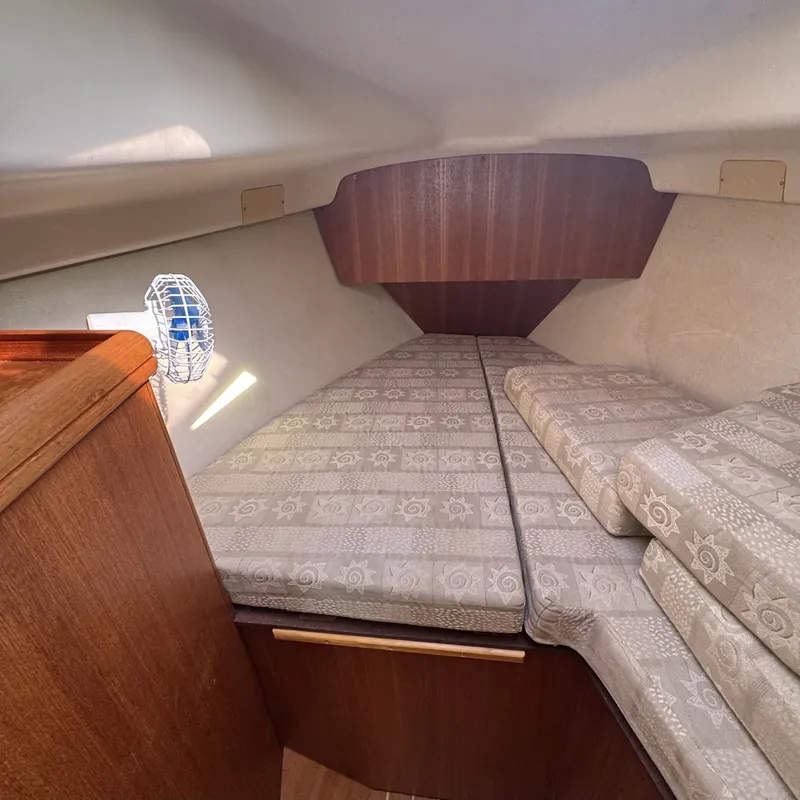 Slide: The Image of Bow Cabin - 6027487