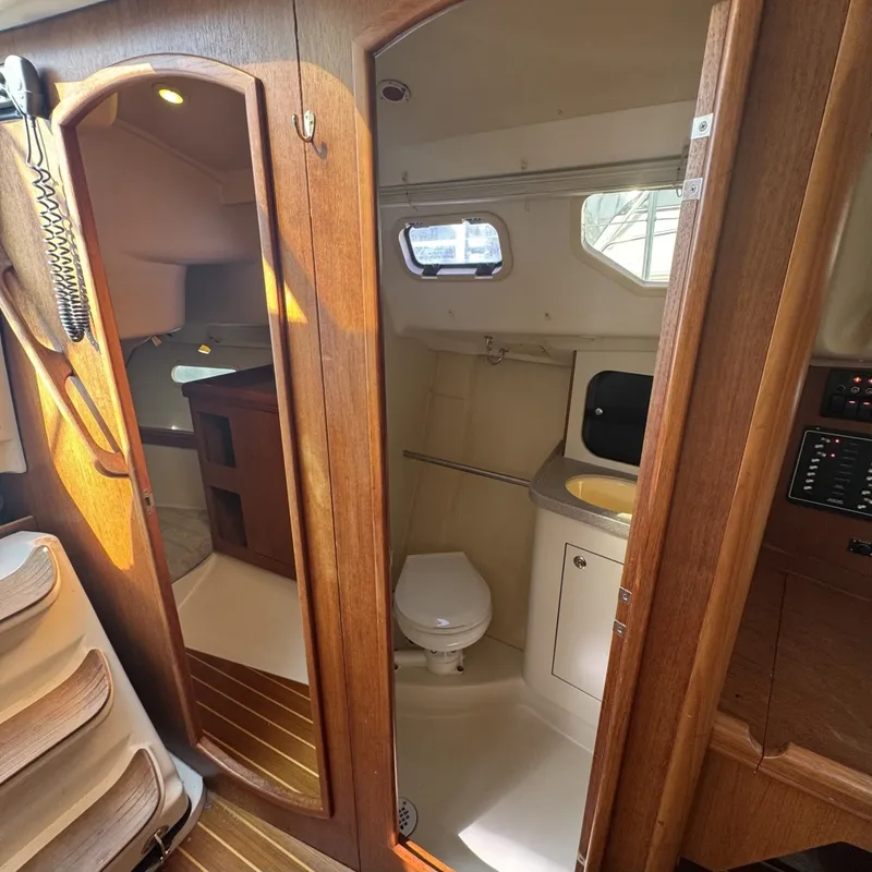 Slide: The Image of Aft Cabin  - 6027475