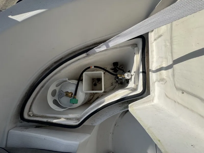 Slide: The Image of Aft Lock - 6027426