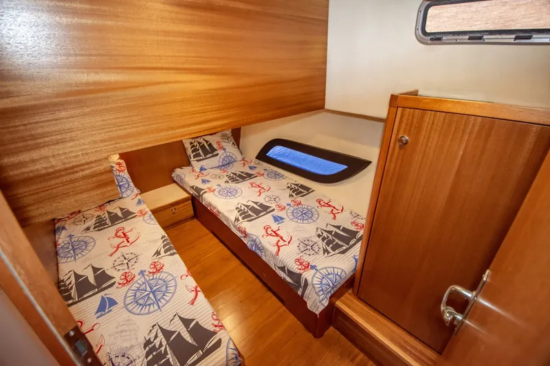 Slide: The Image of Monachus Issa 45 Issa 2019 - 6016803