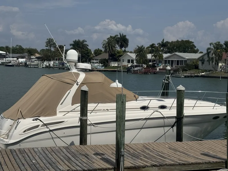 Slide: The Image of Sea Ray 38 1999 - 6017090