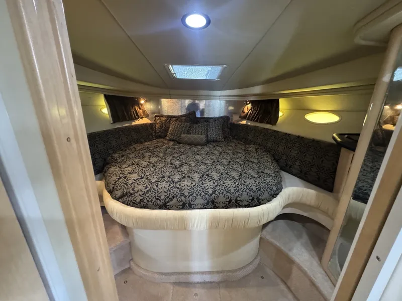 Slide: The Image of Sea Ray 38 1999 - 6017124