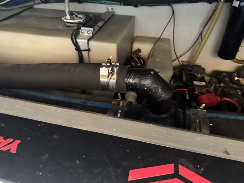 Slide: The Image of Sea Ray 38 1999 - 6017149