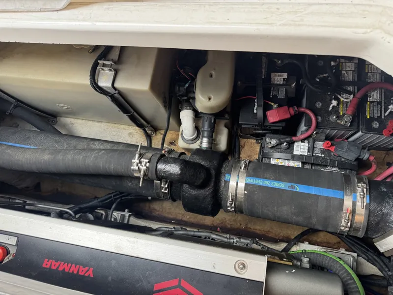 Slide: The Image of Sea Ray 38 1999 - 6017152