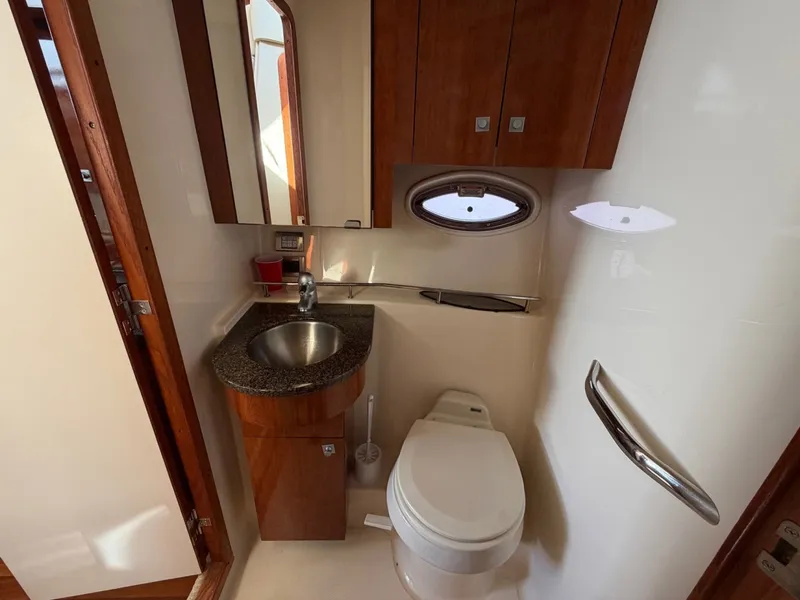 Slide: The Image of Sea Ray Sedan Bridge 2007 - 6017273