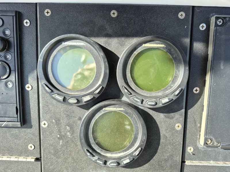 Slide: The Image of Mako 26 1987 - 6017621