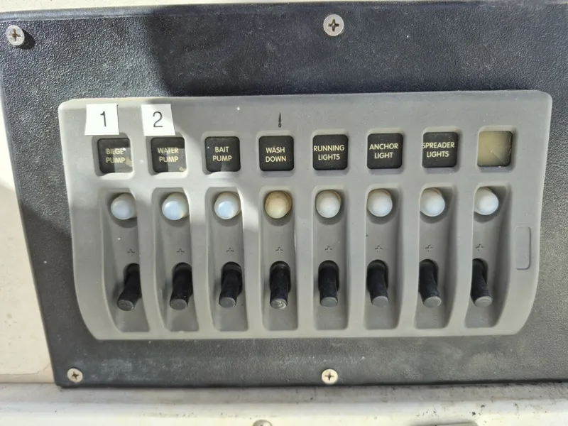 Slide: The Image of Mako 26 1987 - 6017623