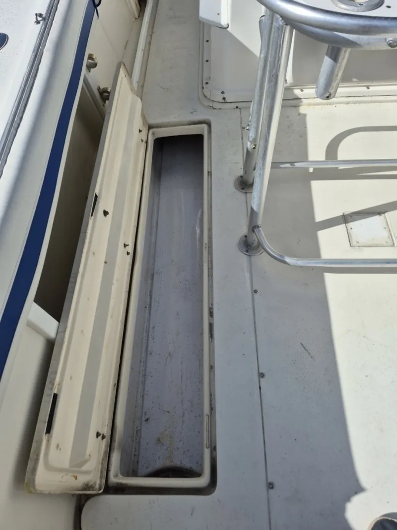 Slide: The Image of Mako 26 1987 - 6017631