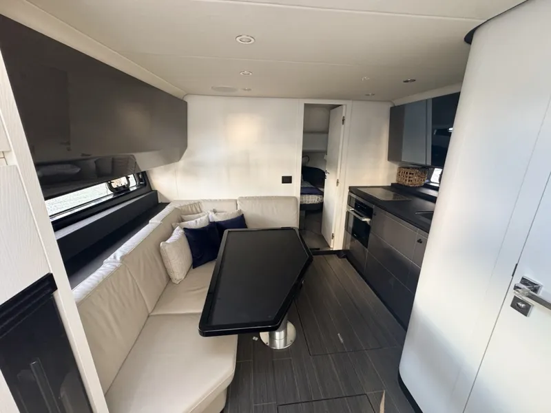 Slide: The Image of Azimut Verve 47 2023 - 6018056