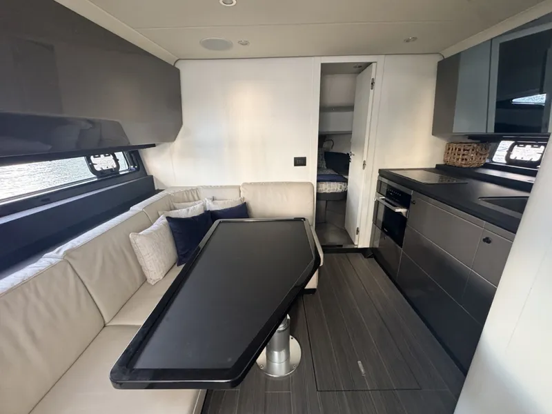 Slide: The Image of Azimut Verve 47 2023 - 6018059