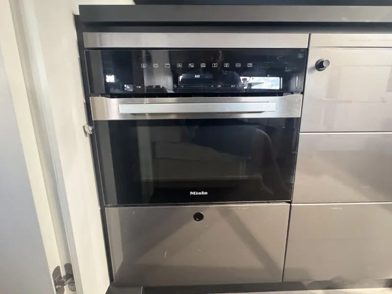 Slide: The Image of Azimut Verve 47 2023 - 6018068