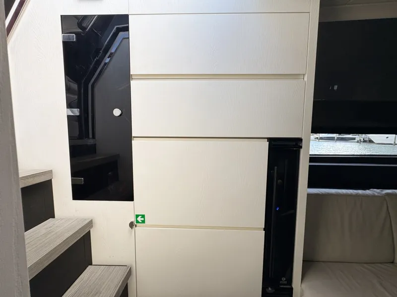 Slide: The Image of Azimut Verve 47 2023 - 6018085