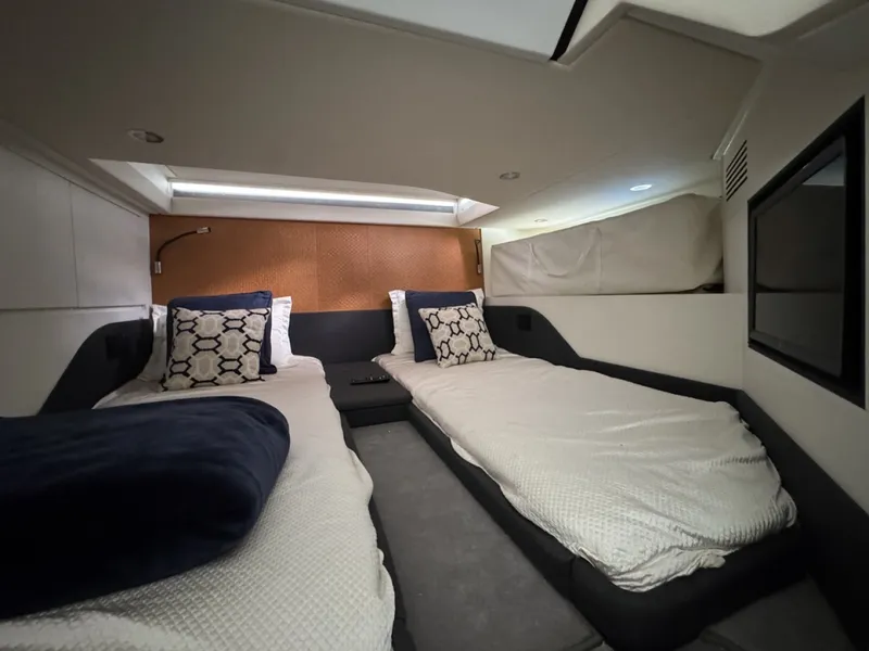 Slide: The Image of Azimut Verve 47 2023 - 6018092