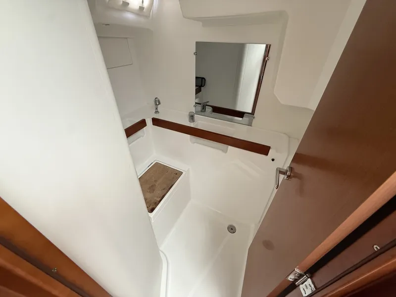 Slide: The Image of Beneteau 38 2016 - 7135268
