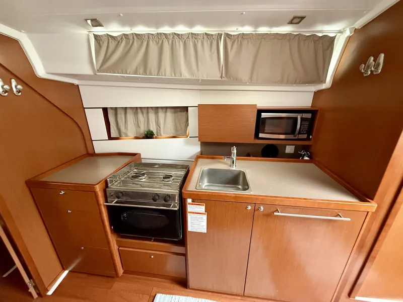 Slide: The Image of Beneteau 38 2016 - 7135262