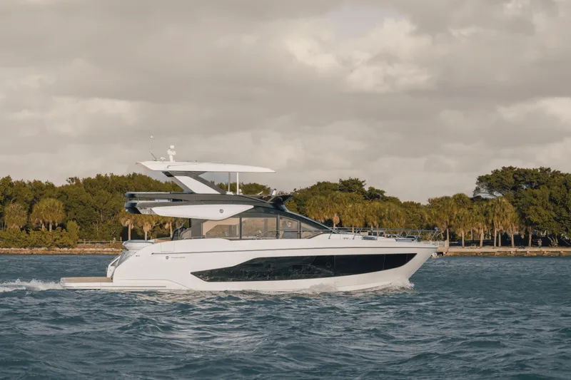 Slide: The Image of Cruisers 57 FLY 2026 - 6018639