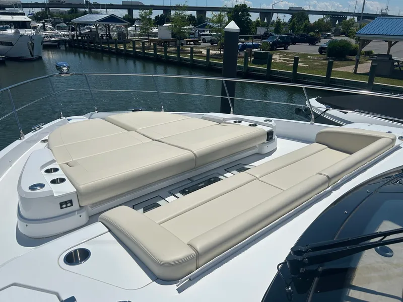 Slide: The Image of Cruisers 57 FLY 2026 - 6553788