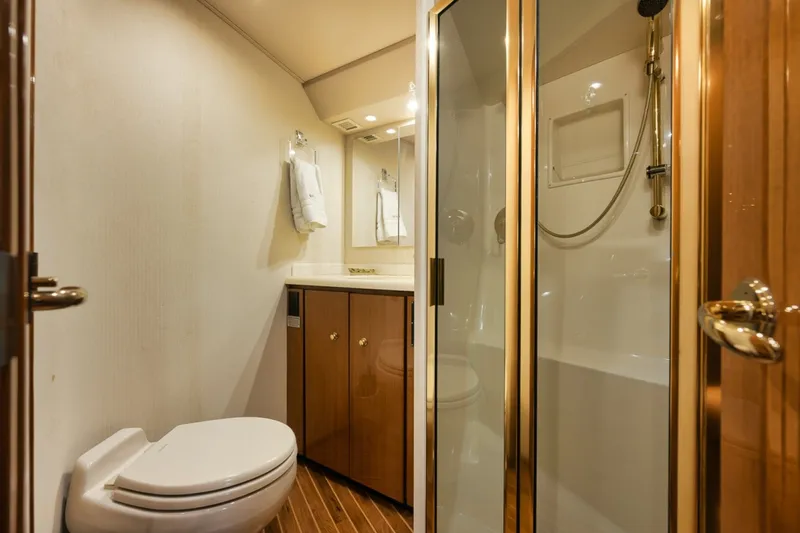 Slide: The Image of Viking 52 - THE HURRICANE - Master Head 2003 Viking 52 Convertible - THE HURRICANE  - 6018904