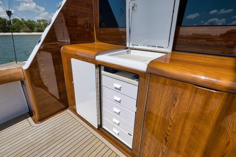 Slide: The Image of Viking 52 - THE HURRICANE - Cockpit 2003 Viking 52 Convertible - THE HURRICANE  - 6018862