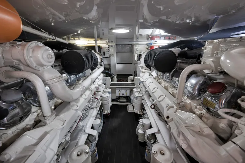 Slide: The Image of Viking 52 - THE HURRICANE - Engine Room  2003 Viking 52 Convertible - THE HURRICANE  - 6018851