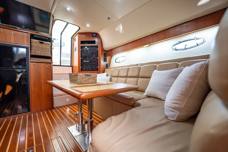 Slide: The Image of Tiara 4100 Open 2002 - 6019061