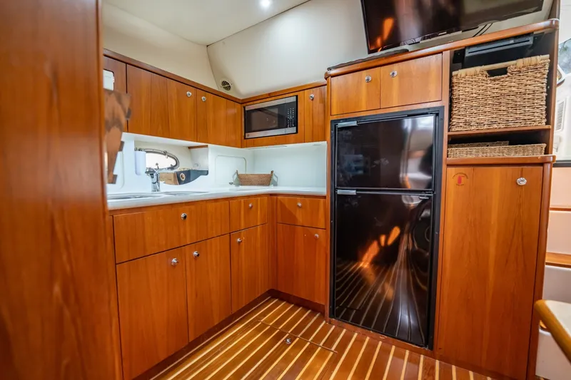 Slide: The Image of Tiara 4100 Open 2002 - 6019063