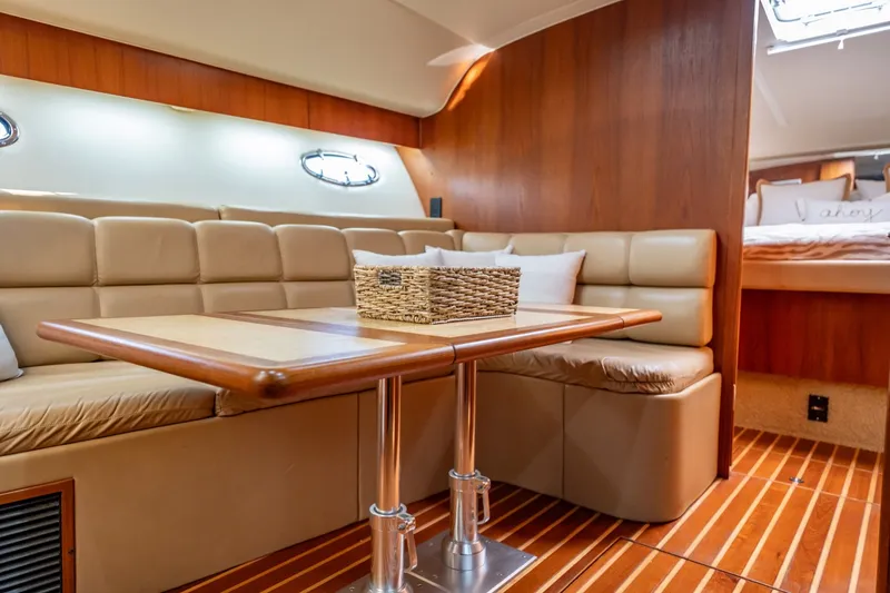 Slide: The Image of Tiara 4100 Open 2002 - 6019065