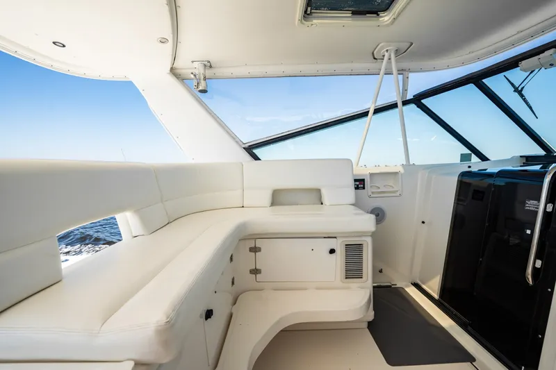 Slide: The Image of Tiara 4100 Open 2002 - 6019067