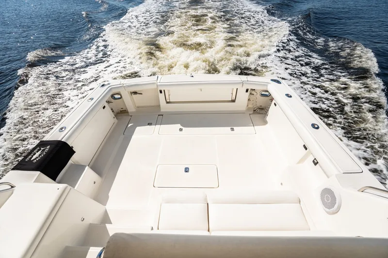 Slide: The Image of Tiara 4100 Open 2002 - 6019069