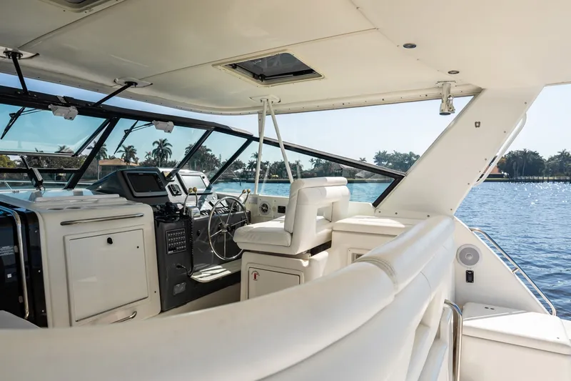 Slide: The Image of Tiara 4100 Open 2002 - 6019073