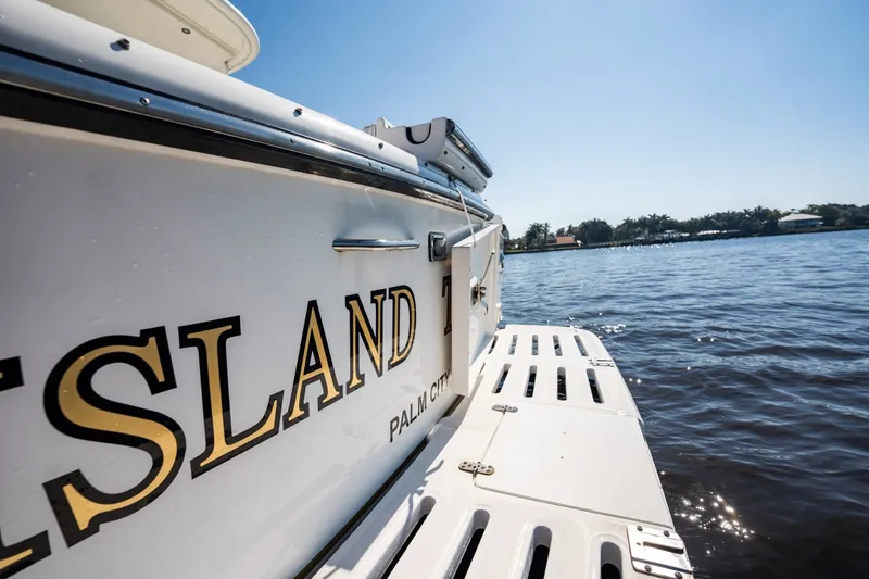 Slide: The Image of Tiara 4100 Open 2002 - 6019076