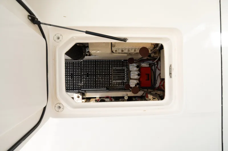 Slide: The Image of Tiara 4100 Open 2002 - 6019048