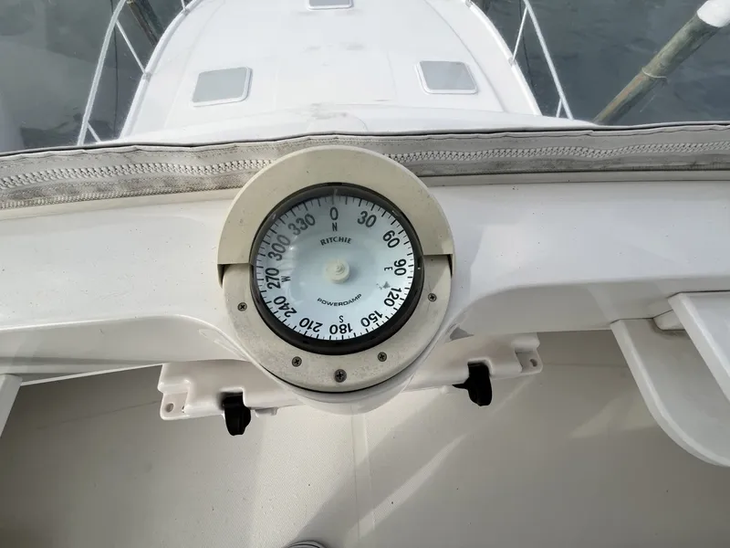 Slide: The Image of Luhrs 40 Convertible 2003 - 6019133