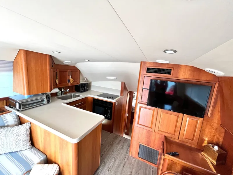 Slide: The Image of Luhrs 40 Convertible 2003 - 6019150