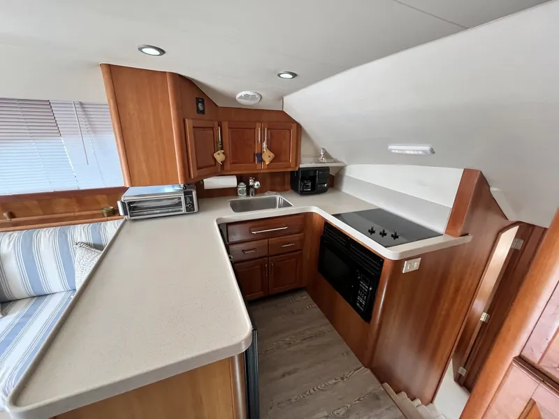 Slide: The Image of Luhrs 40 Convertible 2003 - 6019153