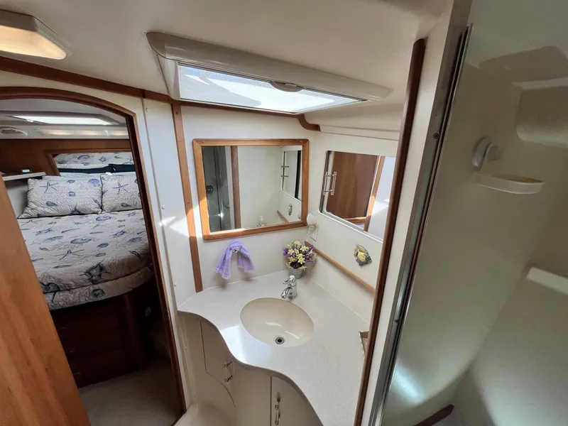 Slide: The Image of Luhrs 40 Convertible 2003 - 6019172