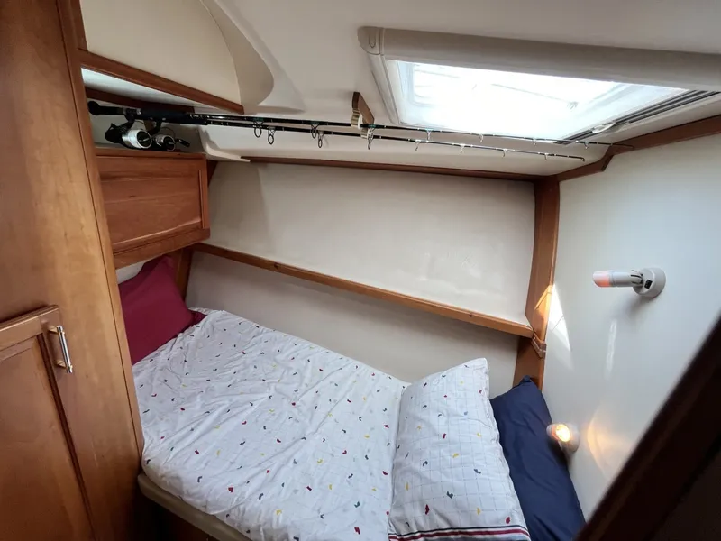 Slide: The Image of Luhrs 40 Convertible 2003 - 6019176