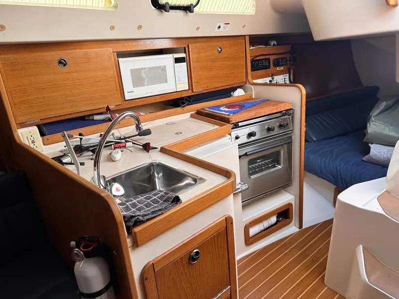 Slide: The Image of Catalina 310 2002 - 6019206