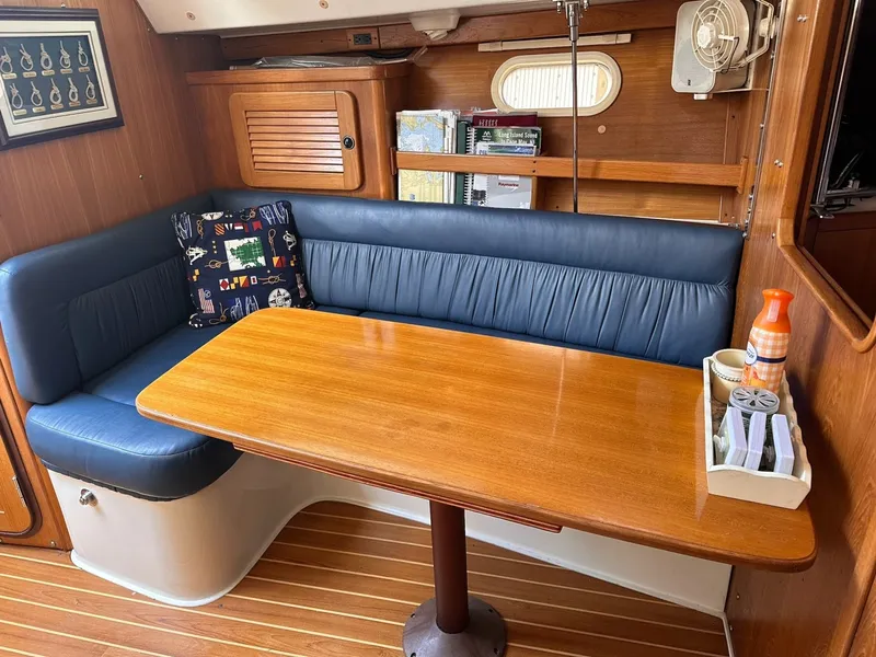 Slide: The Image of Catalina 310 2002 - 6019202