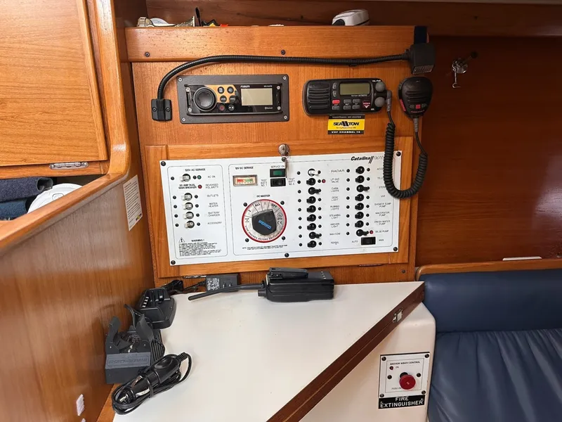 Slide: The Image of Catalina 310 2002 - 6019207