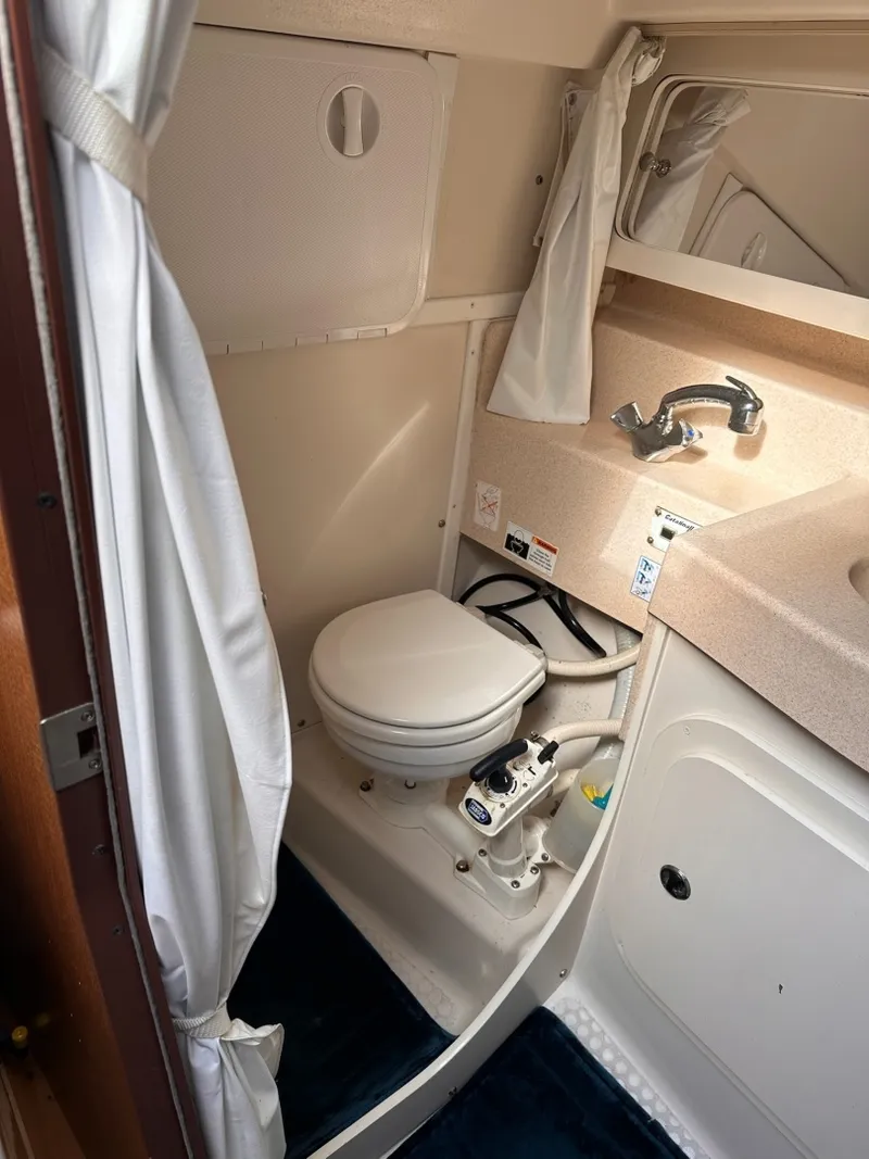 Slide: The Image of Catalina 310 2002 - 6019210