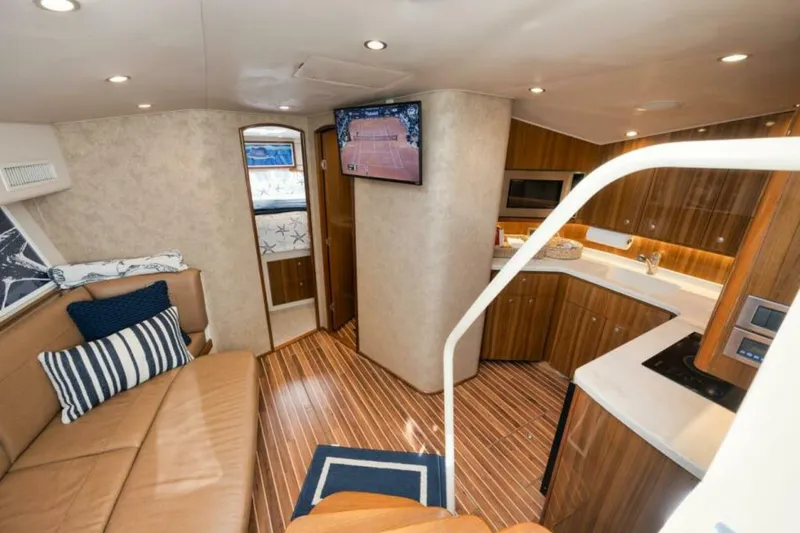 Slide: The Image of Salon - 6019436