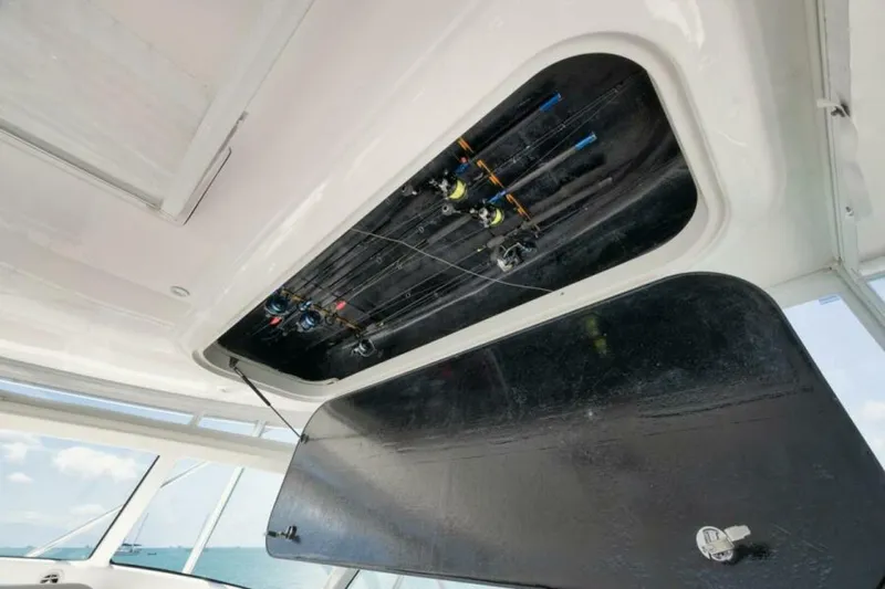 Slide: The Image of Flybridge - 6019448