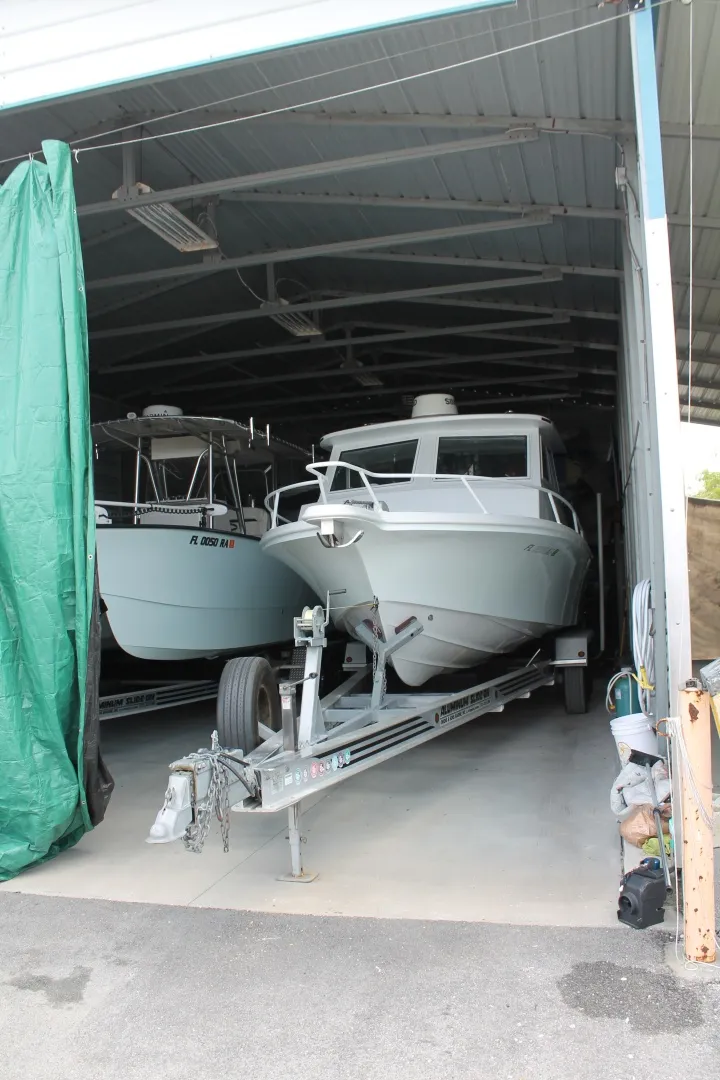 Slide: The Image of Covered Storage - 6019592