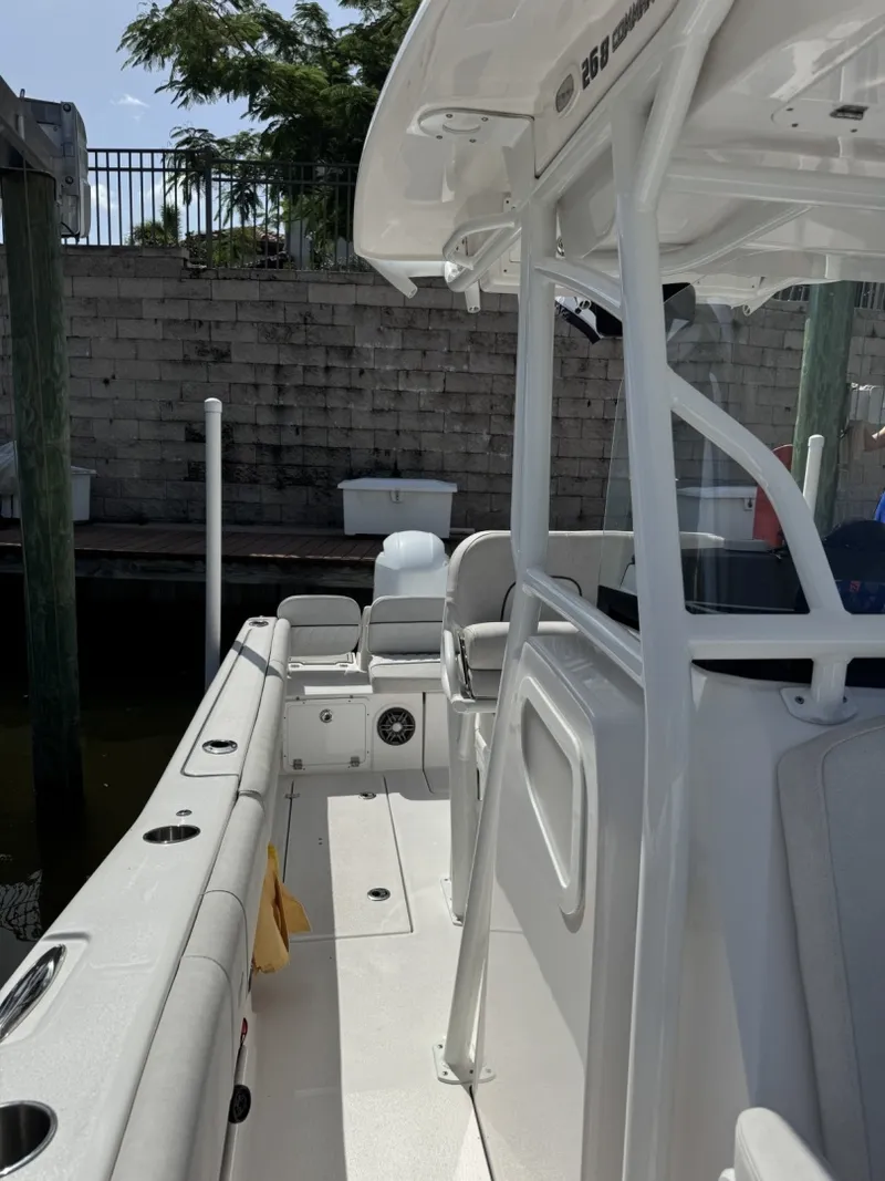 Slide: The Image of Sea Fox 268 2023 - 6019744