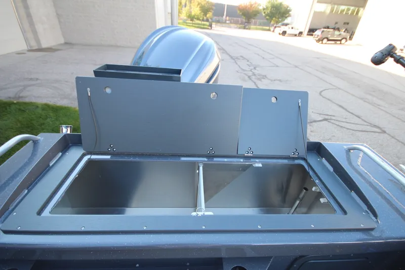 Slide: The Image of Weldcraft 240 Maverick DV 2027 - 8382287