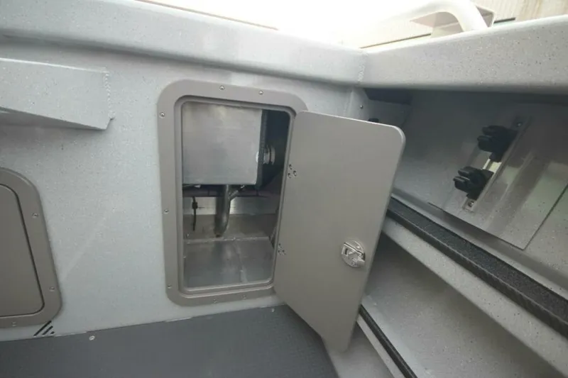Slide: The Image of Weldcraft 240 Maverick DV 2027 - 7381341